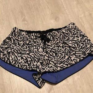 Lululemon swim shorts Size 4